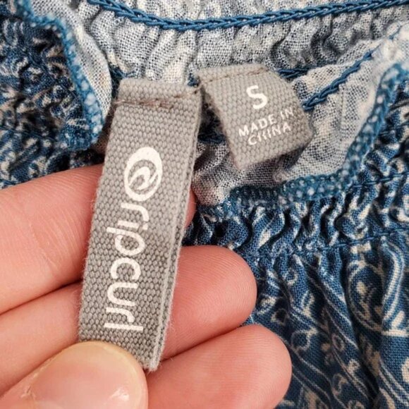 Rip Curl Everglow Small Smocked Off Shoulder Floral Bell Sleeve Waist Romper - Picture 2 of 4